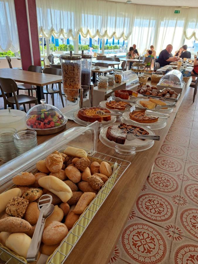 Hotel Marco Lido Di Savio Eksteriør billede